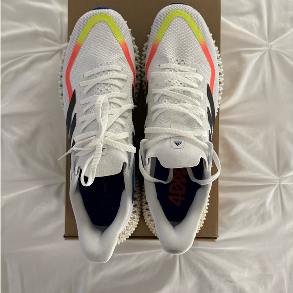 Adidas 4DFWD shoes - Picture 2 of 7